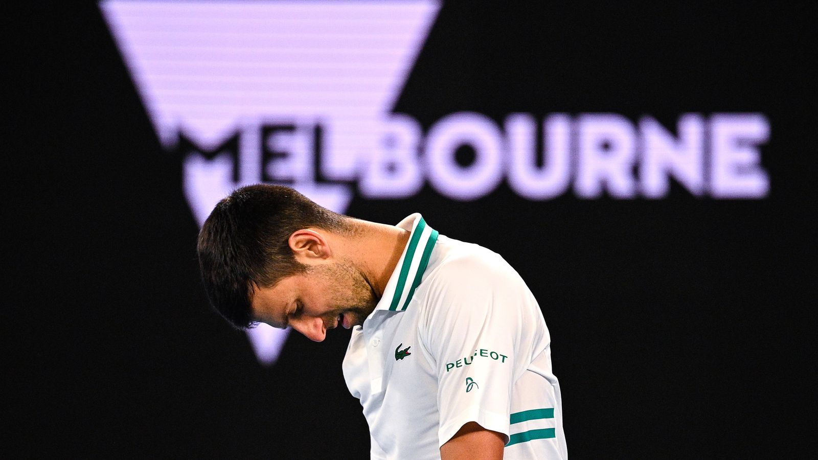 El serbi Novak Djokovic durant un partit a Melbourne el 2021