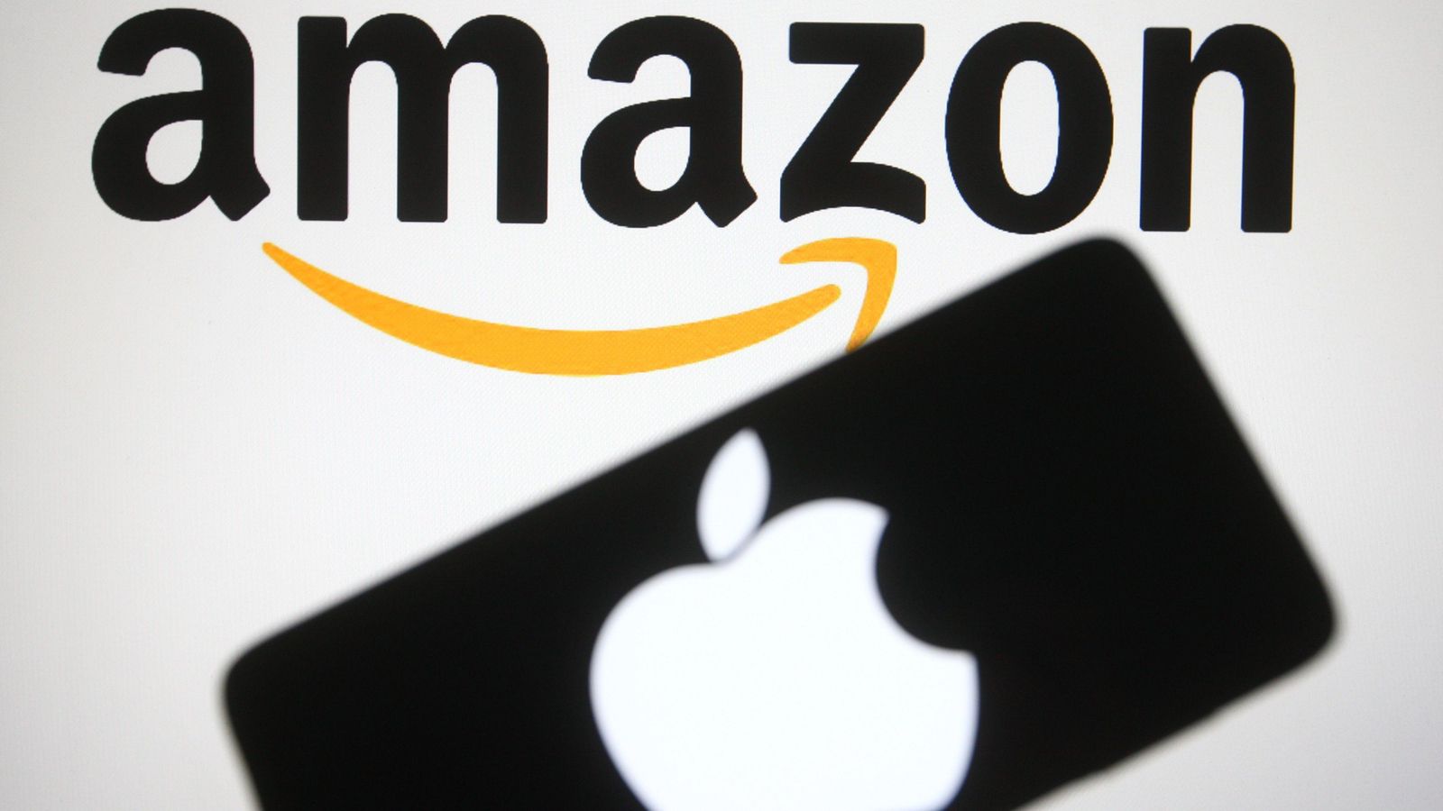Imatge d'arxiu dels logotips d'Amazon i Apple