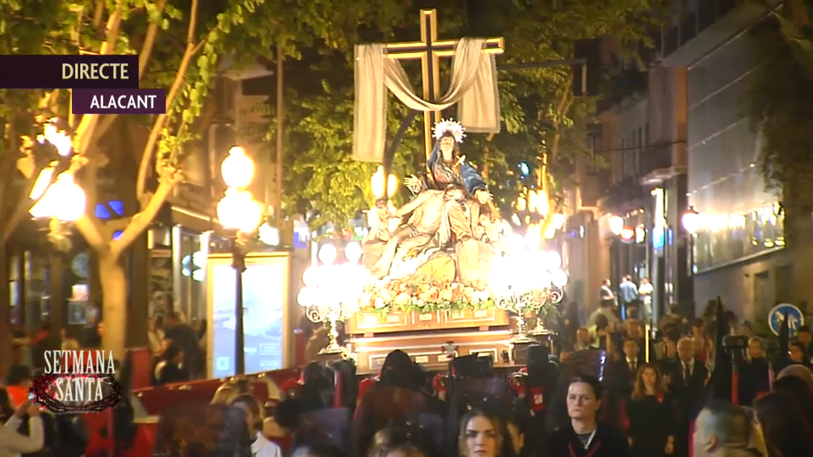 Nostra Senyora de les Angoixes en la processó de Dijous Sant d'Alacant