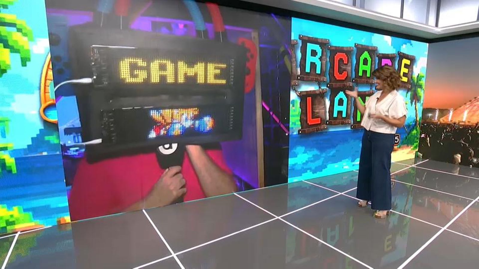 Vora 180.000 persones disfruten de la música techno del Medusa a Cullera