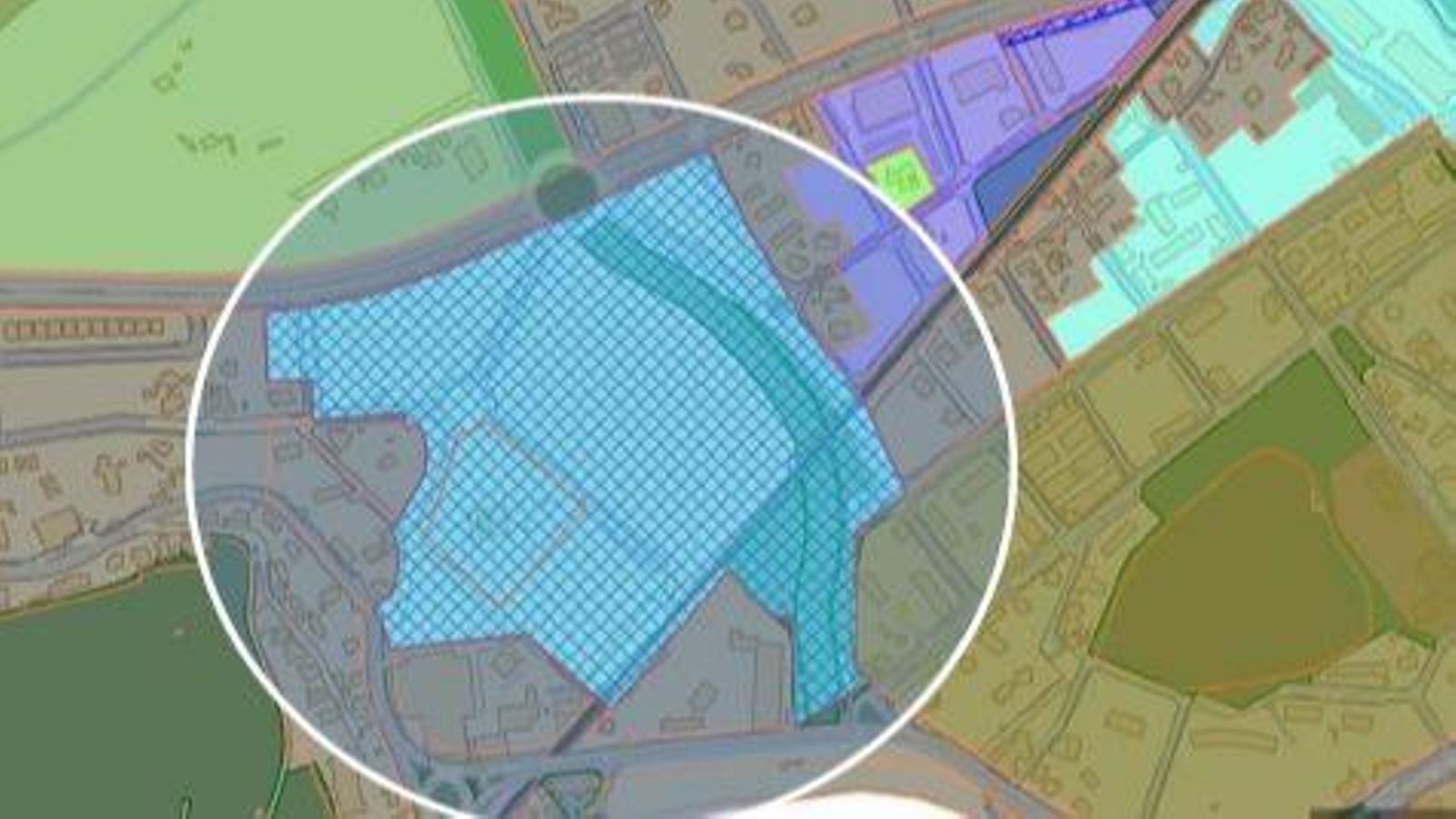 El nou barri estarà situat entre els carrers Caixa d'Estalvis, Flora d'Espanya i la glorieta de l'Enginyer Pedro Torres, a l'altre costat del barranc