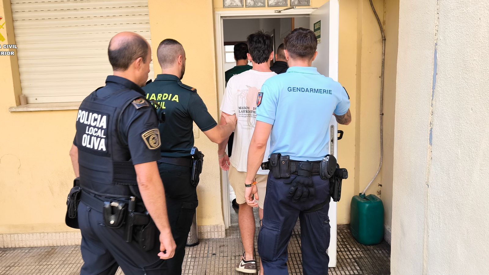 Detingut per vandalisme a Oliva