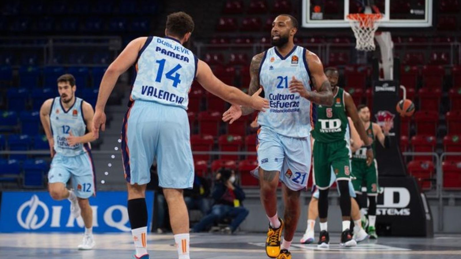 Dubljevic felicita Williams per una acció del partit