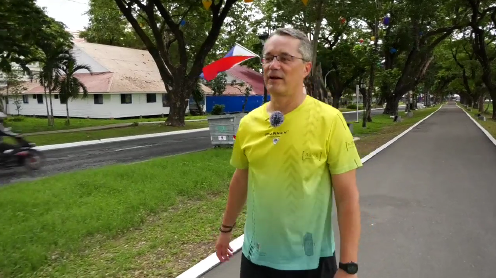 Amb l'alacantí Héctor Faúndez ens endinsarem en la naturalesa exuberant de les Filipines