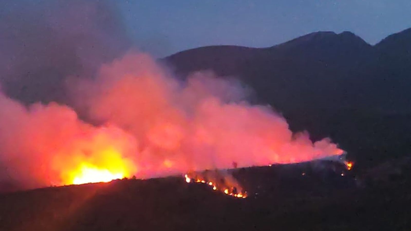 L'incendi entre Gátova i Segorbe