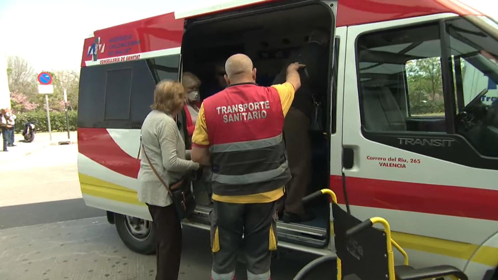 Malestar entre els metges rurals per la supressió de les ambulàncies per a atendre els avisos urgents a domicili