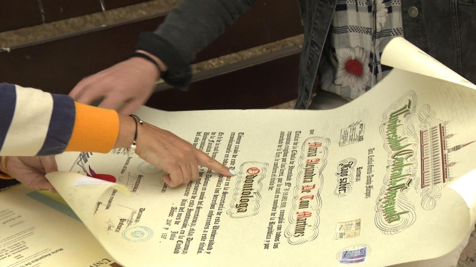 Fa huit anys que Alejandra viu a València i encara no ha pogut homologar el títol