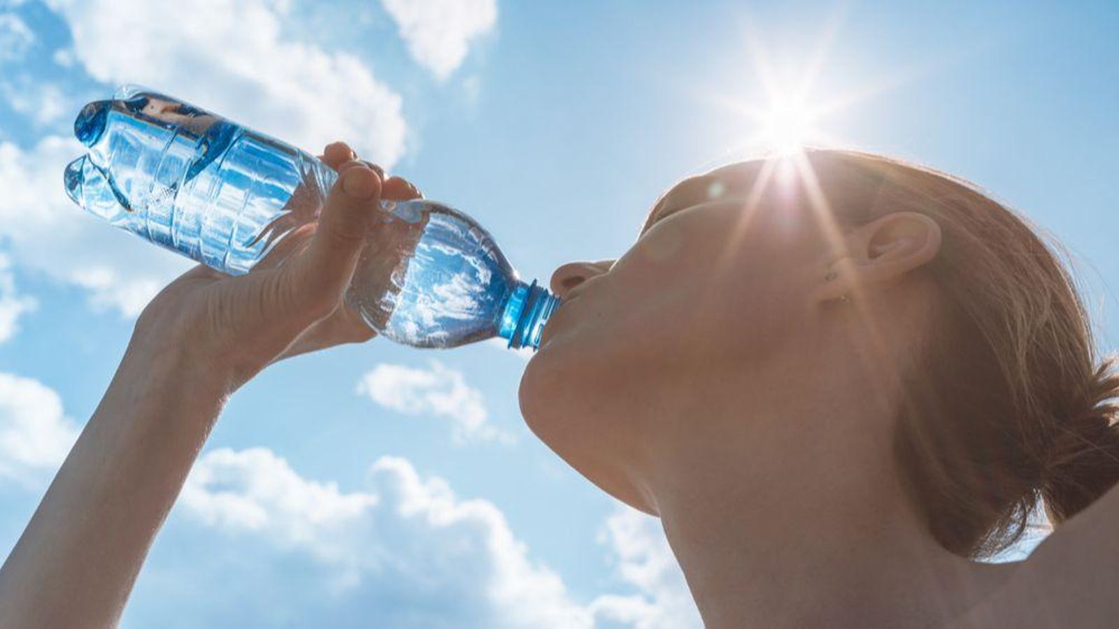 Beure suficient aigua és fonamental durant els dies més calorosos
