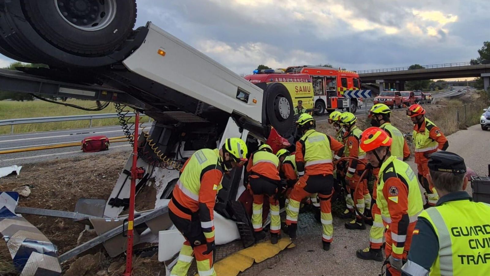 Actuació del Consorci Provincial de Bombers de València en l'accident