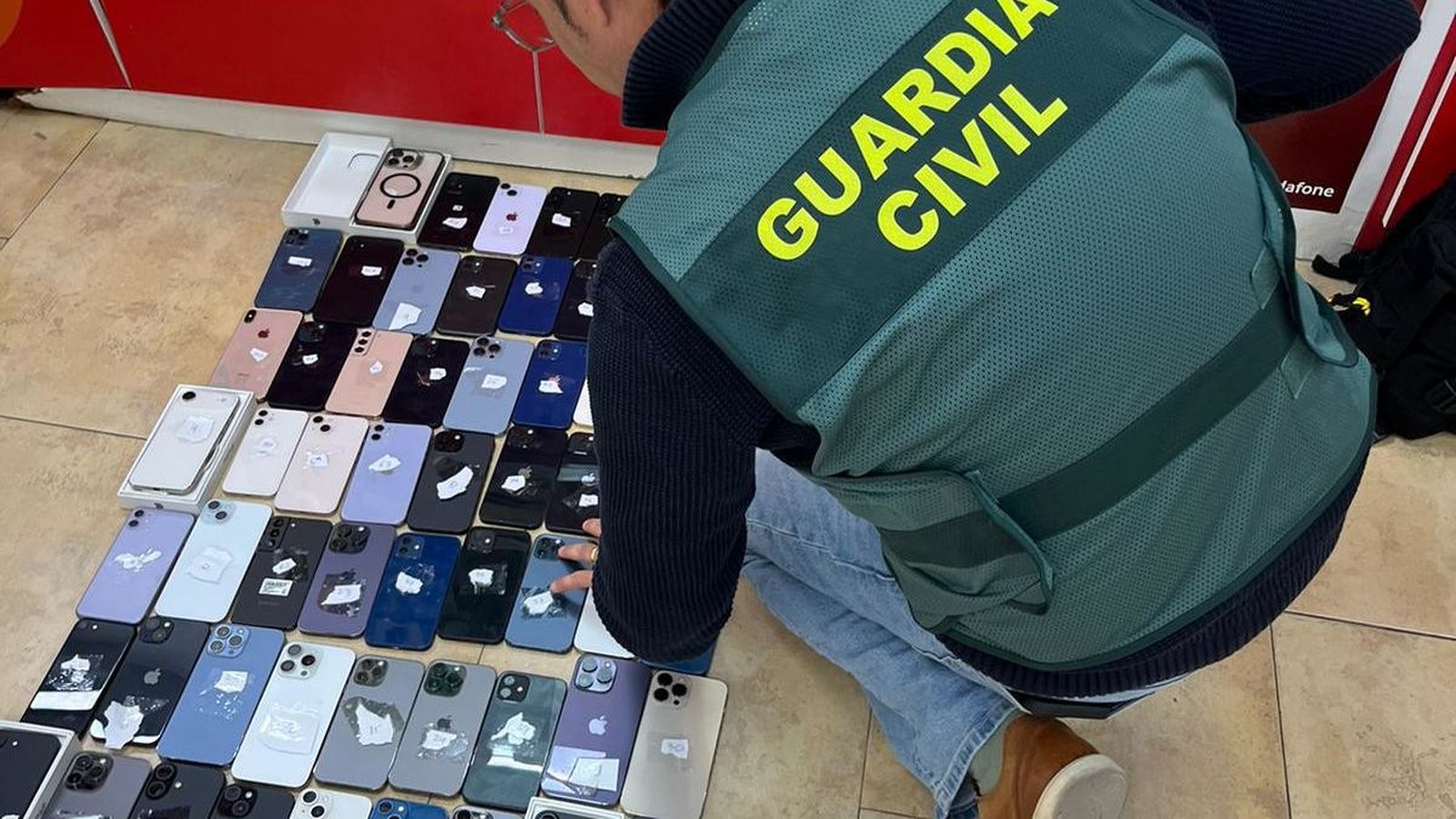 Mostra dels productes interceptats al comerç de València