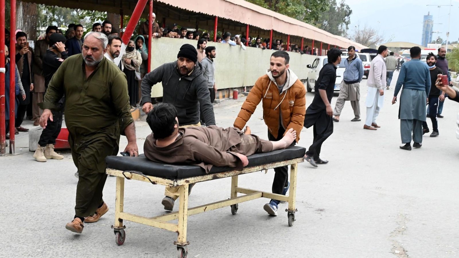 Atemptat suïcida en una mesquita d'Islamaba