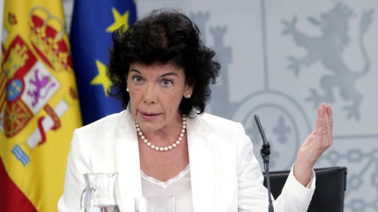 La ministra portaveu, Isabel Celaá, durant la roda de premsa posterior al Consell de Ministres