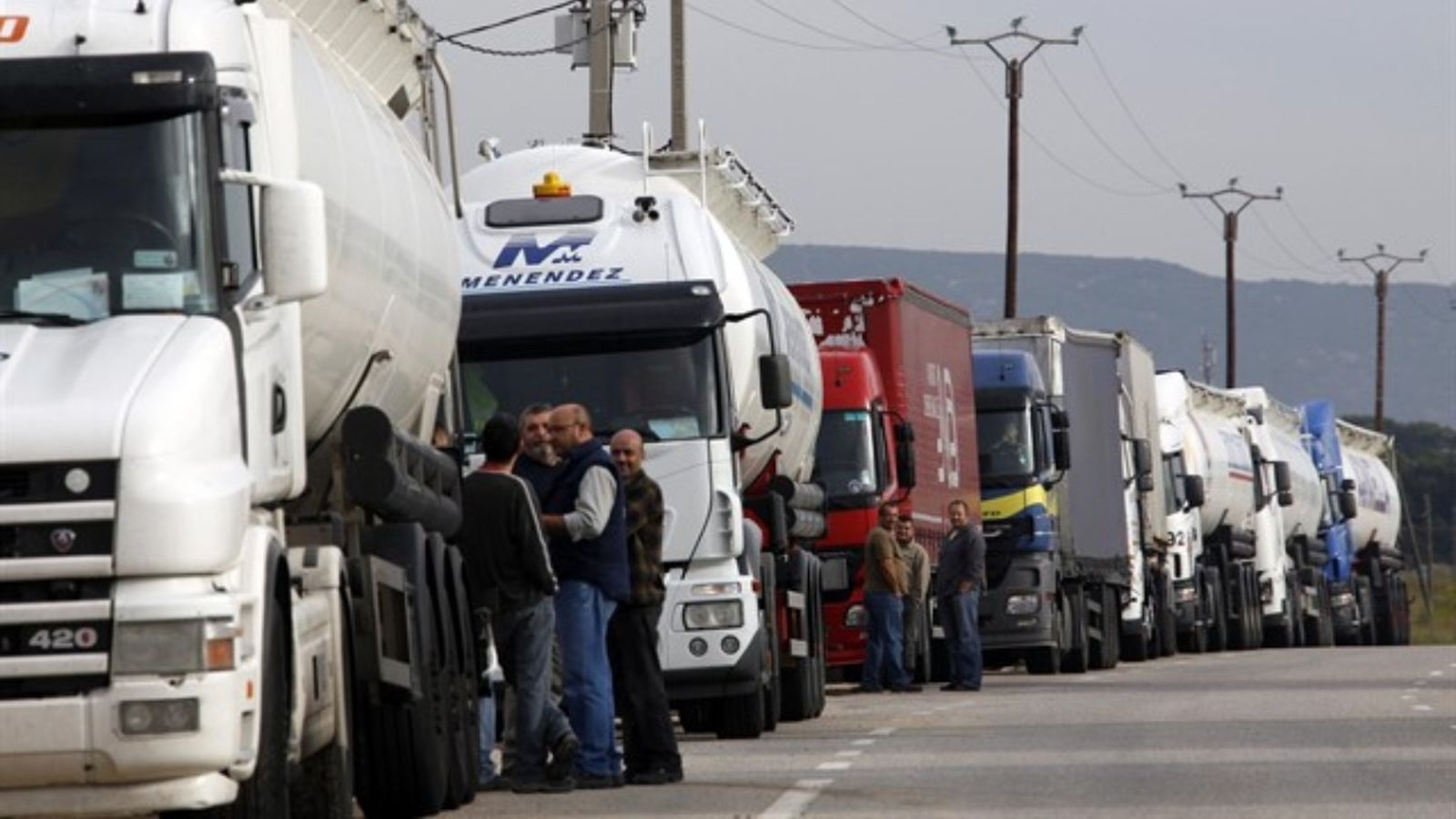 La mesura obliga els vehicles pesats a transitar per les autopistes de peatge