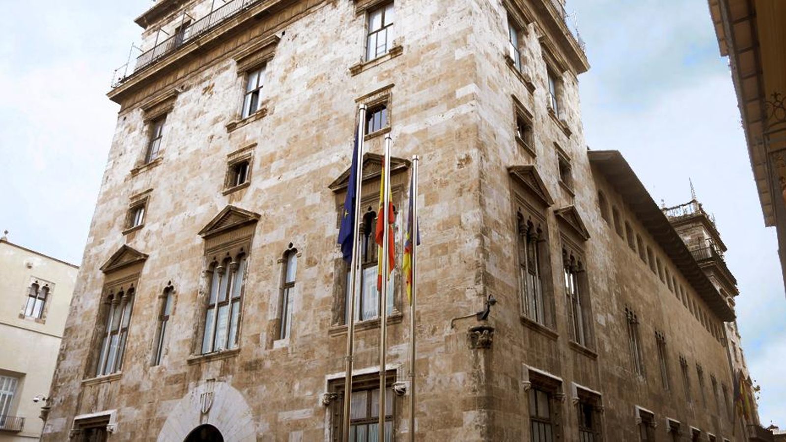 El Consell autoritza incrementar enguany el deute públic en 254 milions