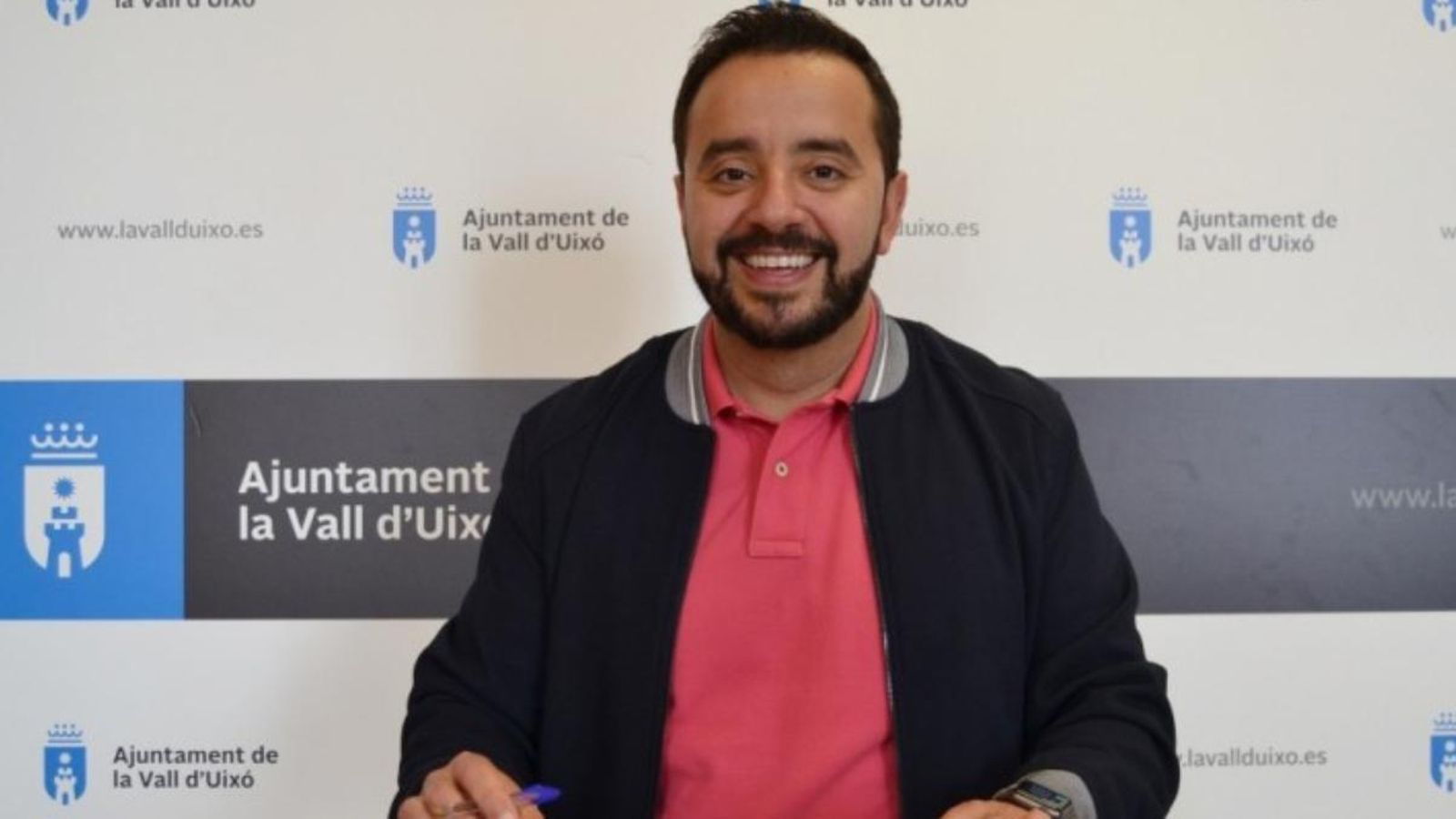 Antoni Llorente és regidor de Serveis Socials i primer tinent d'alcalde de l'Ajuntament de la Vall d'Uixó