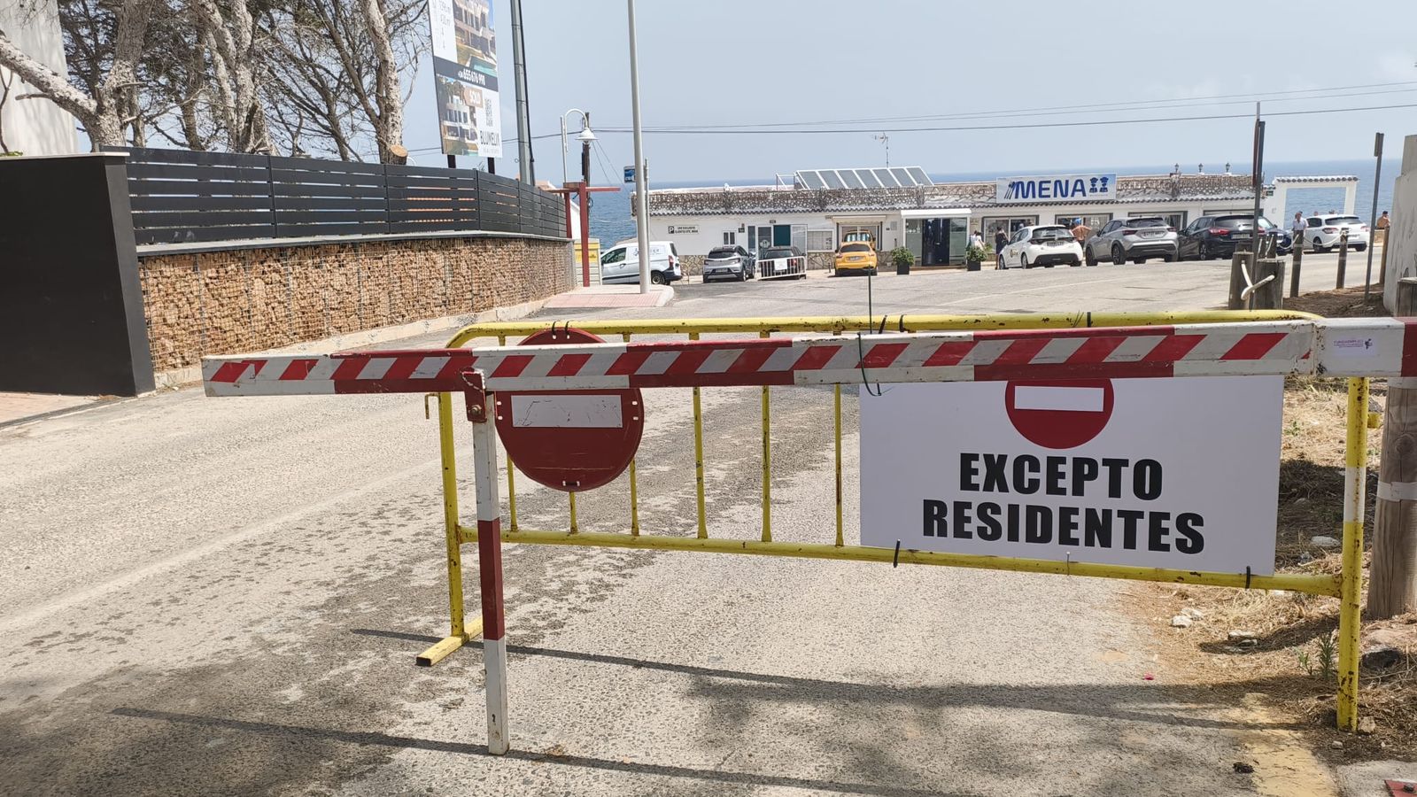 Accés restringit al tram final de la platja de les Rotes, a Dénia