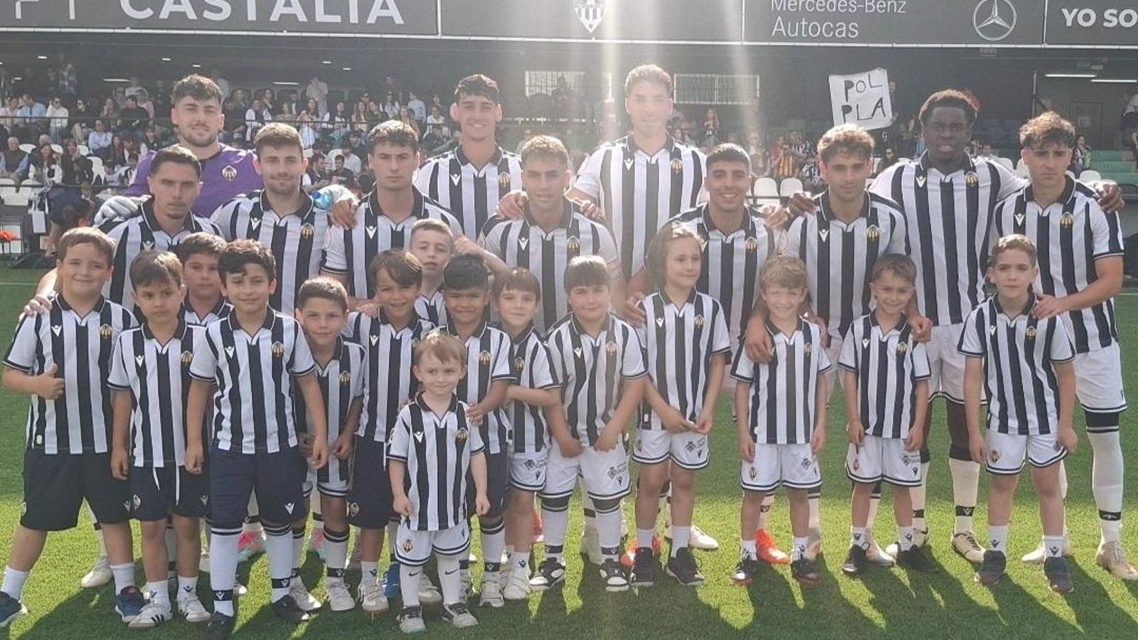 Els jugadors del Castelló B, abans del partit