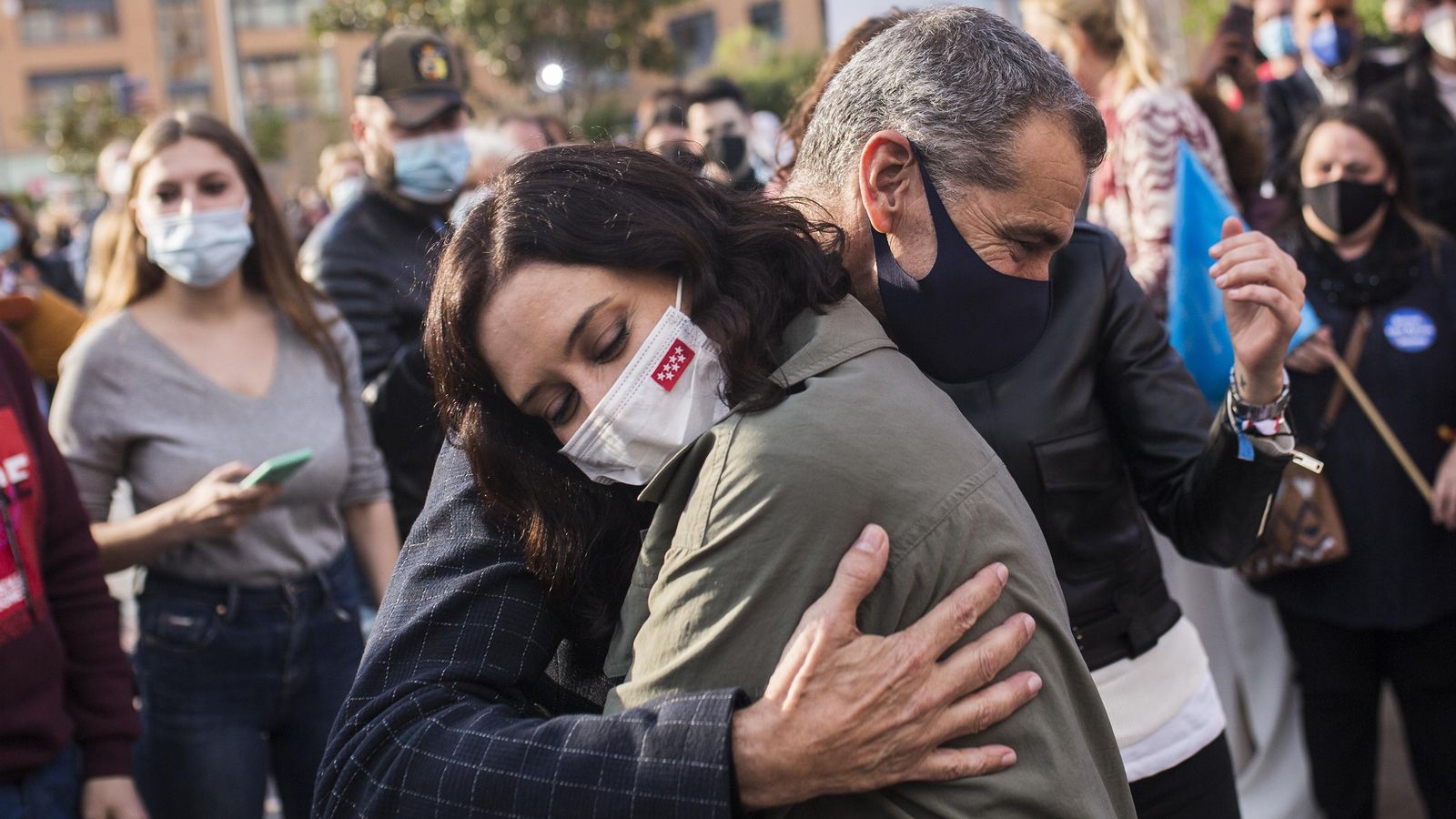 Toni Cantó amb Isabel Díaz Ayuso en un acte electoral del PP madrileny