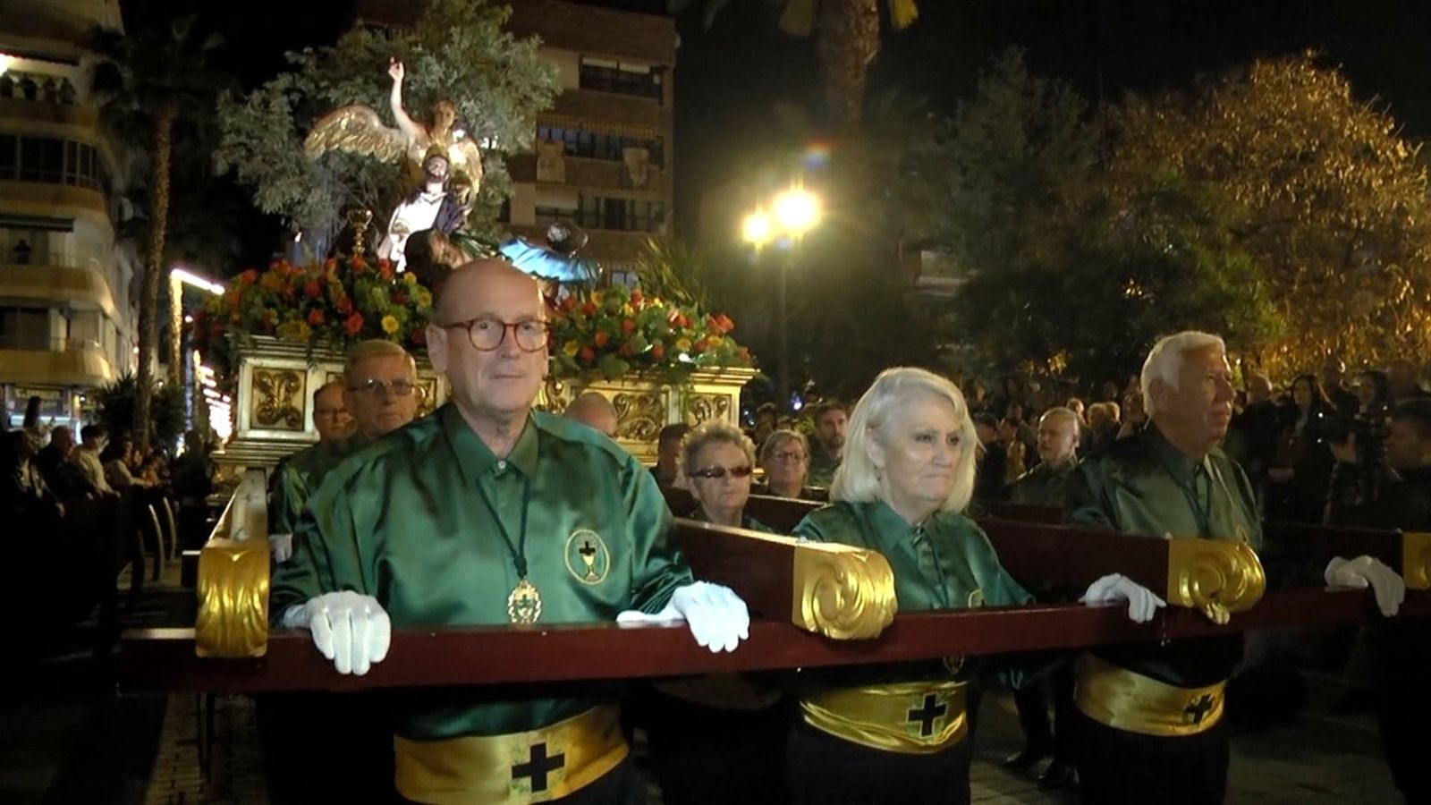 La Confraria dels Anglesos desfila des de fa vora vint anys a Torrevella