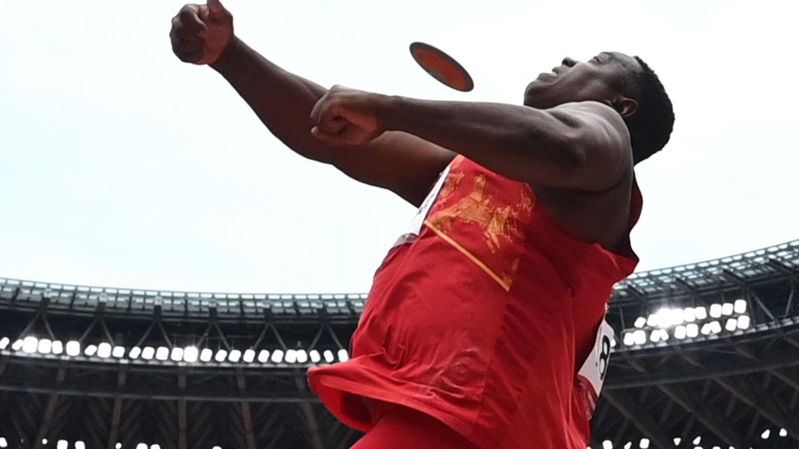 Lois Maikel Martínez, durant un llançament a Tòquio