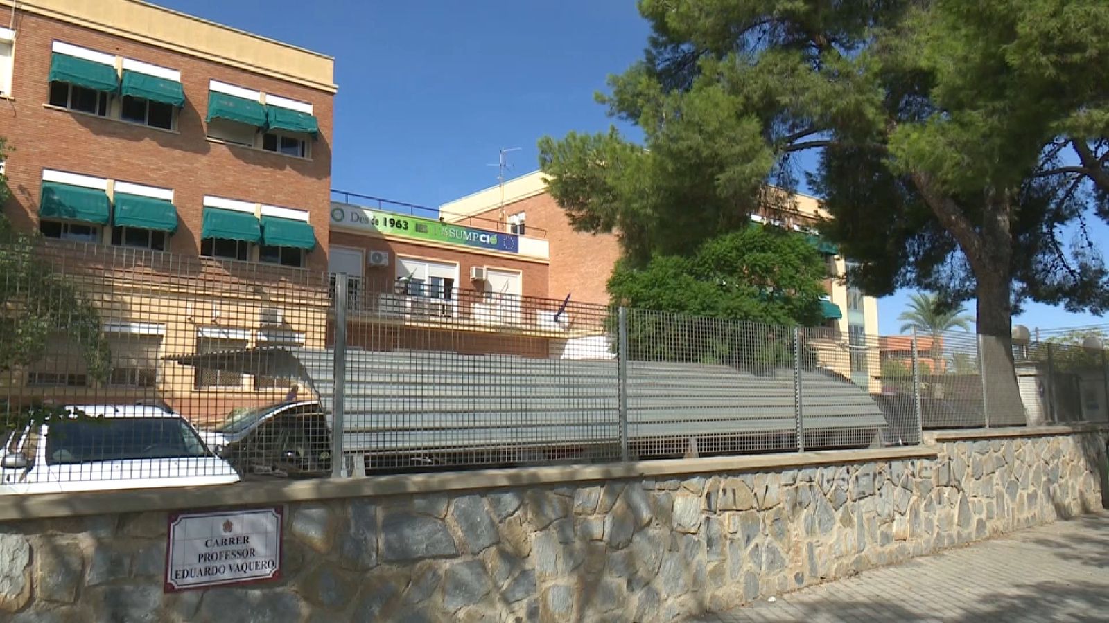 Façana de l'IES l'Assumpció, on ha tingut lloc l'agressió denunciada