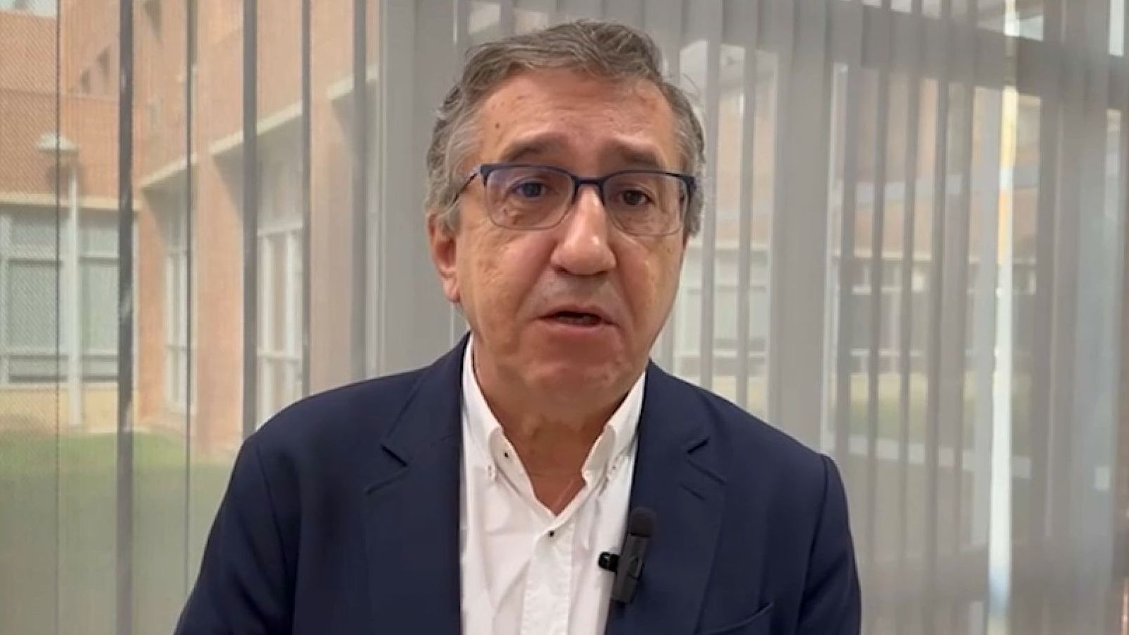 Captura del videocomunicat del conseller d'Educació José Antonio Rovira