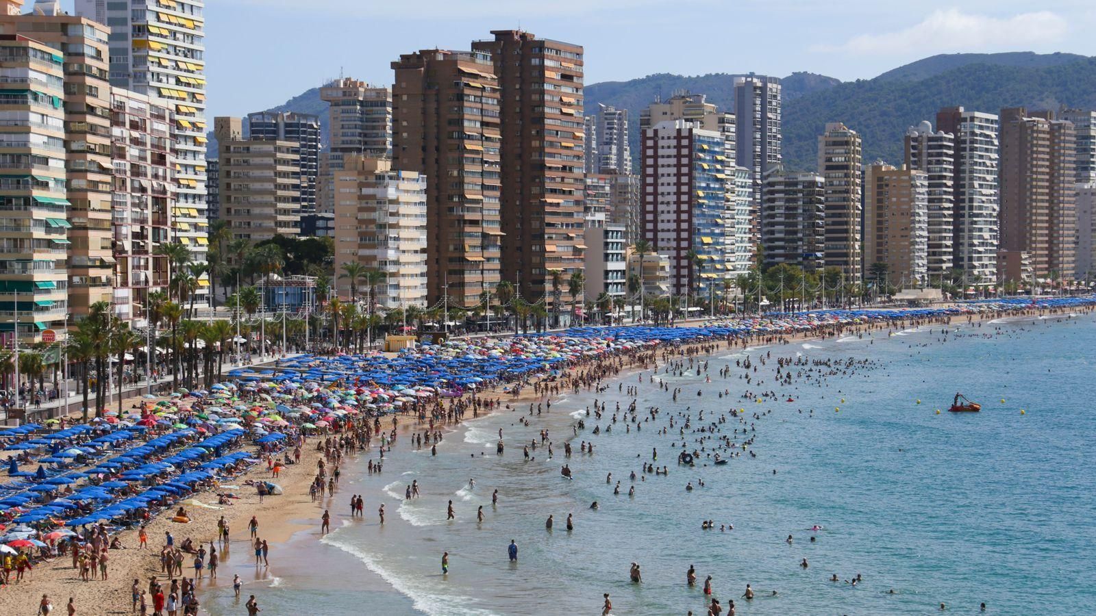 La platja de Benidorm de gom a gom