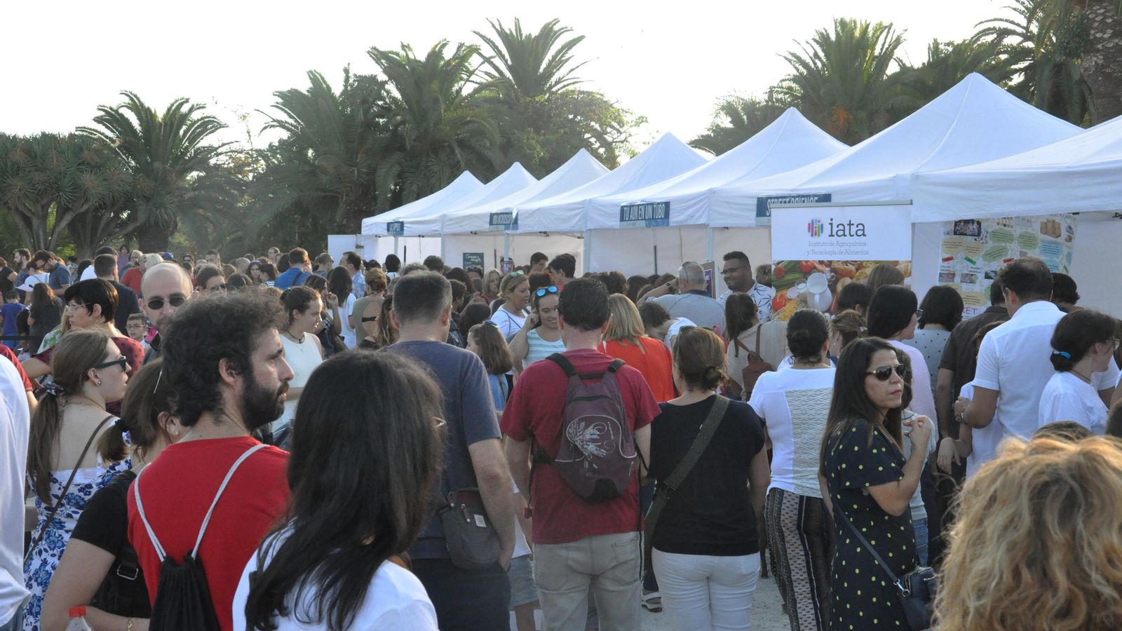Nit Mediterrània de les Investigadores de 2019, celebrada als Jardins de Vivers.