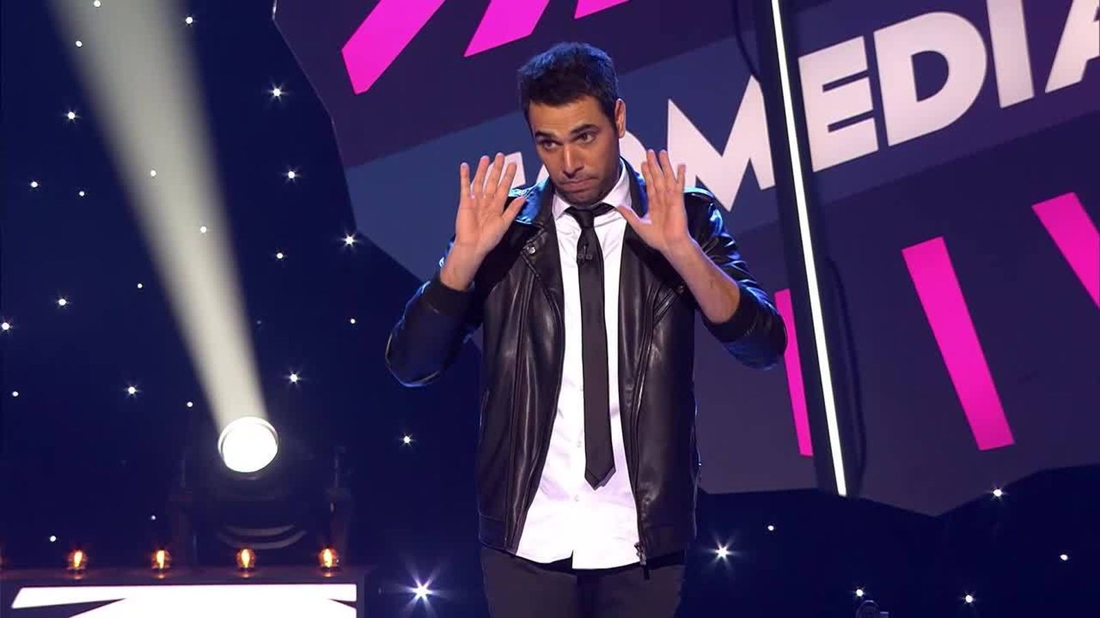 01.01.2020 | Comediants Especial Cap d\'Any: Carlos Amador