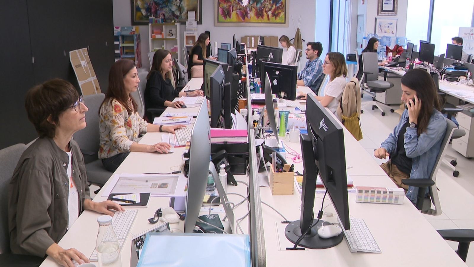 Informe sobre els canvis en els perfils professionals