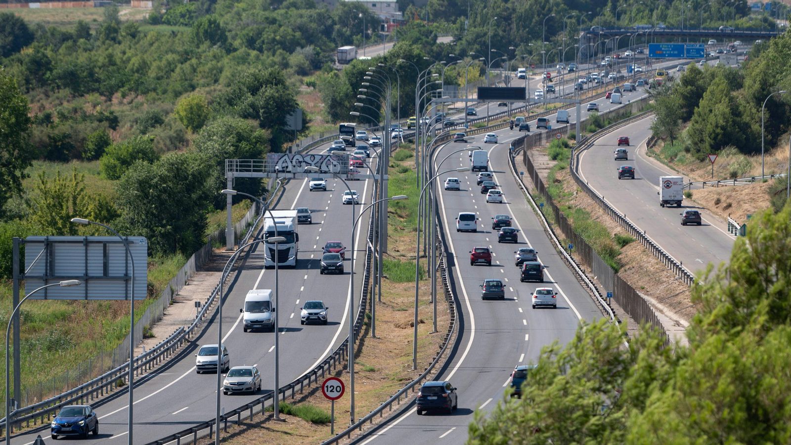Vora el 22% dels desplaçaments de les carreteres del conjunt de l'Estat passaran per la Comunitat Valenciana