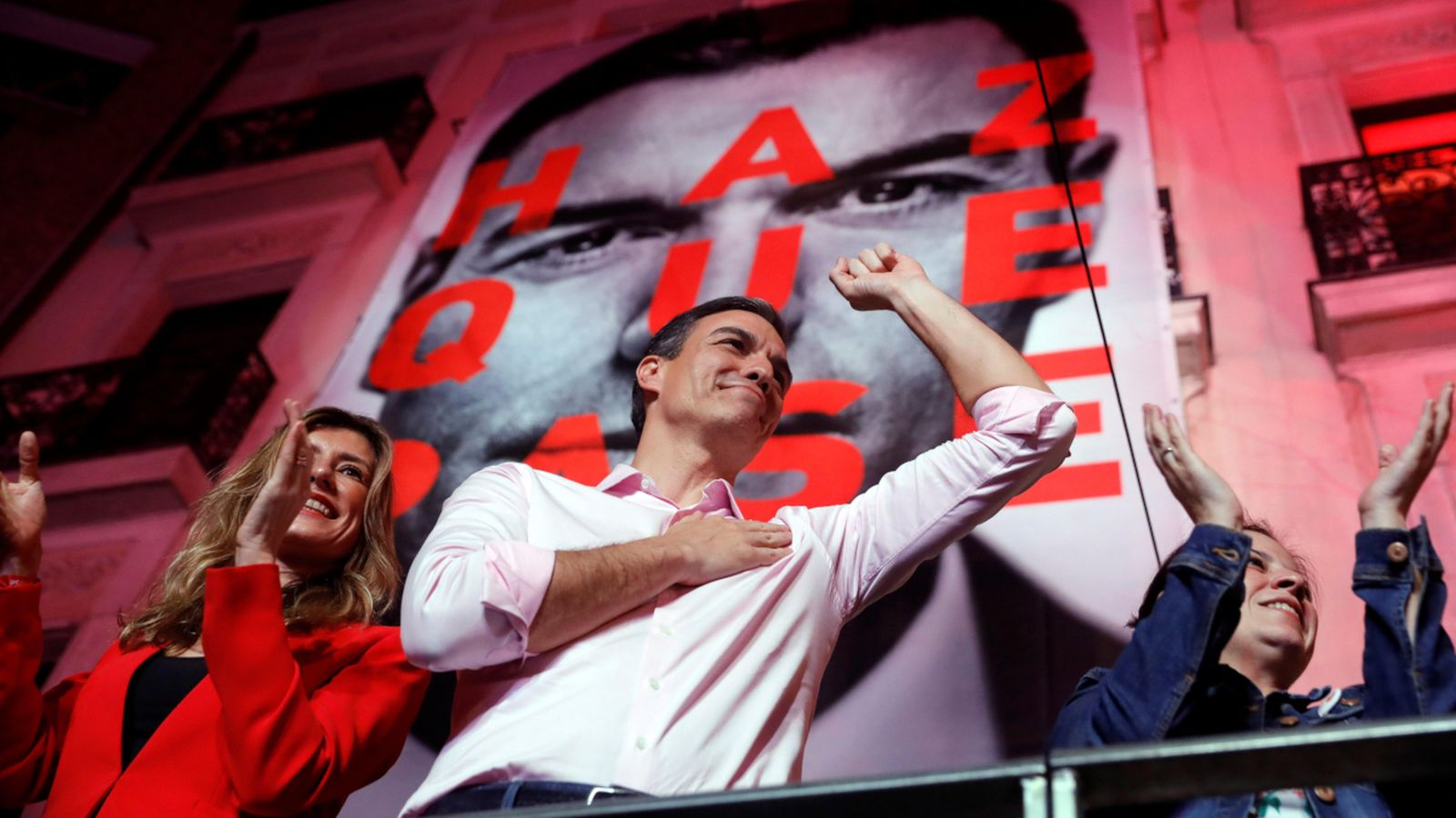 Pedro Sánchez durant la valoració dels resultats electorals en la seu socialista de Madrid