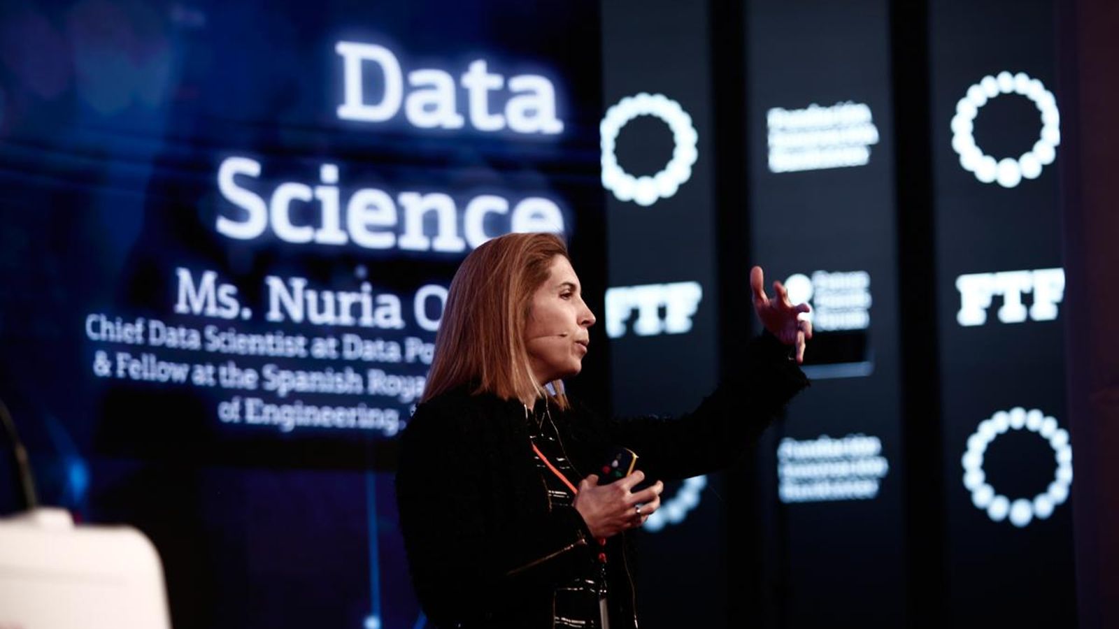 Núria Oliver
