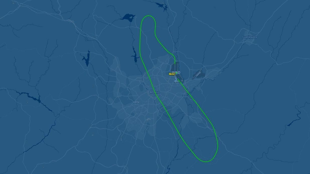Trajectòria del vol del vol IB579 que va haver de tornar a Barajas a causa de l’impacte amb l'au Trajectòria del vol del vol IB579 que va haver de tornar a Barajas a causa de l’impacte amb l'au