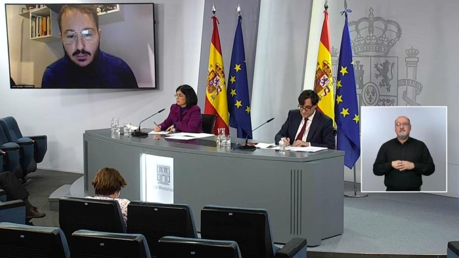 La ministra Darias i el ministre Illa durant la roda de premsa que han oferit aquesta vesprada