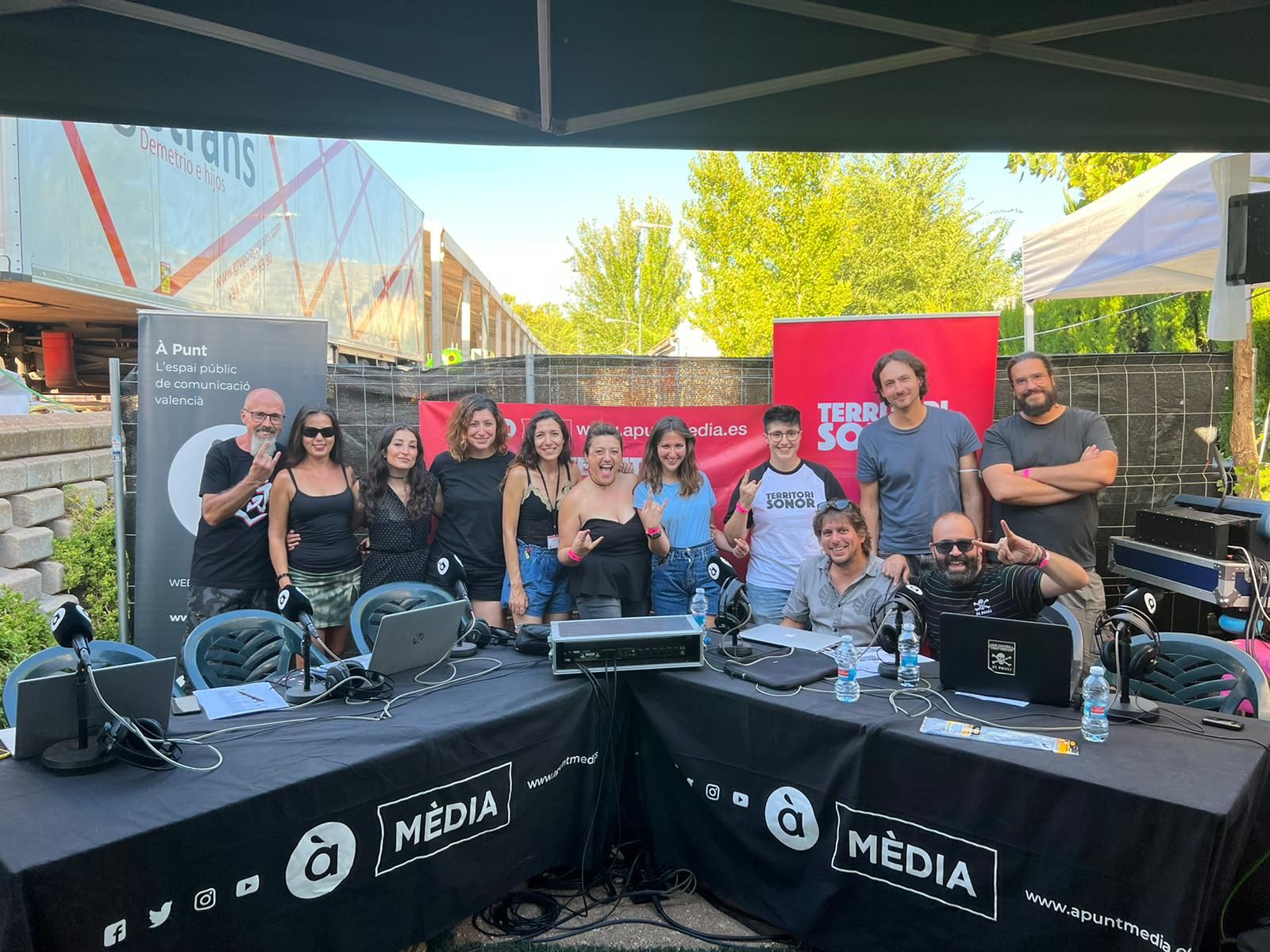 L'equip de 'Territori sonor', en el Leyendas del rock 2022