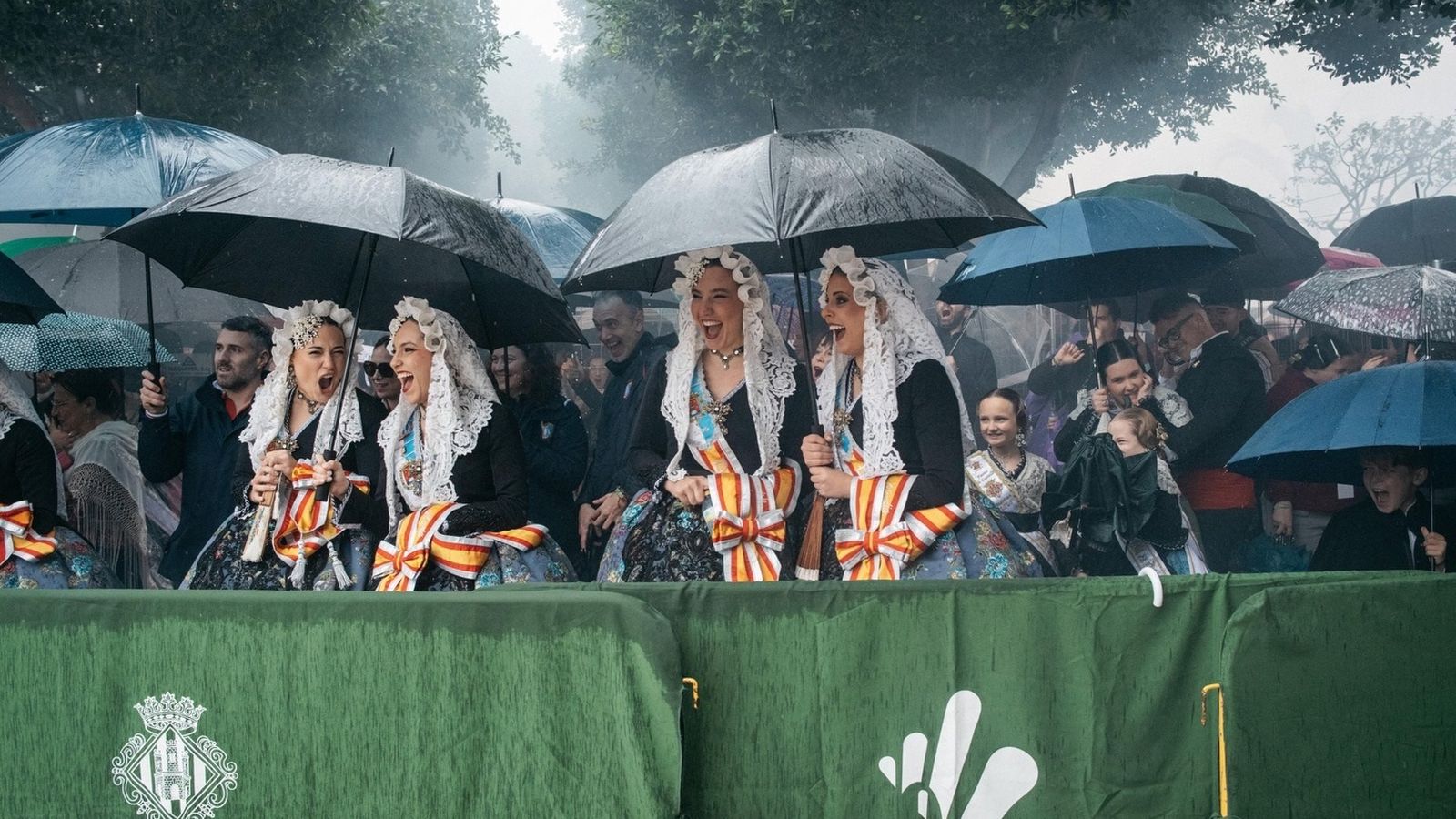 La mascletà del dissabte a Castelló de la Plana, passada per aigua