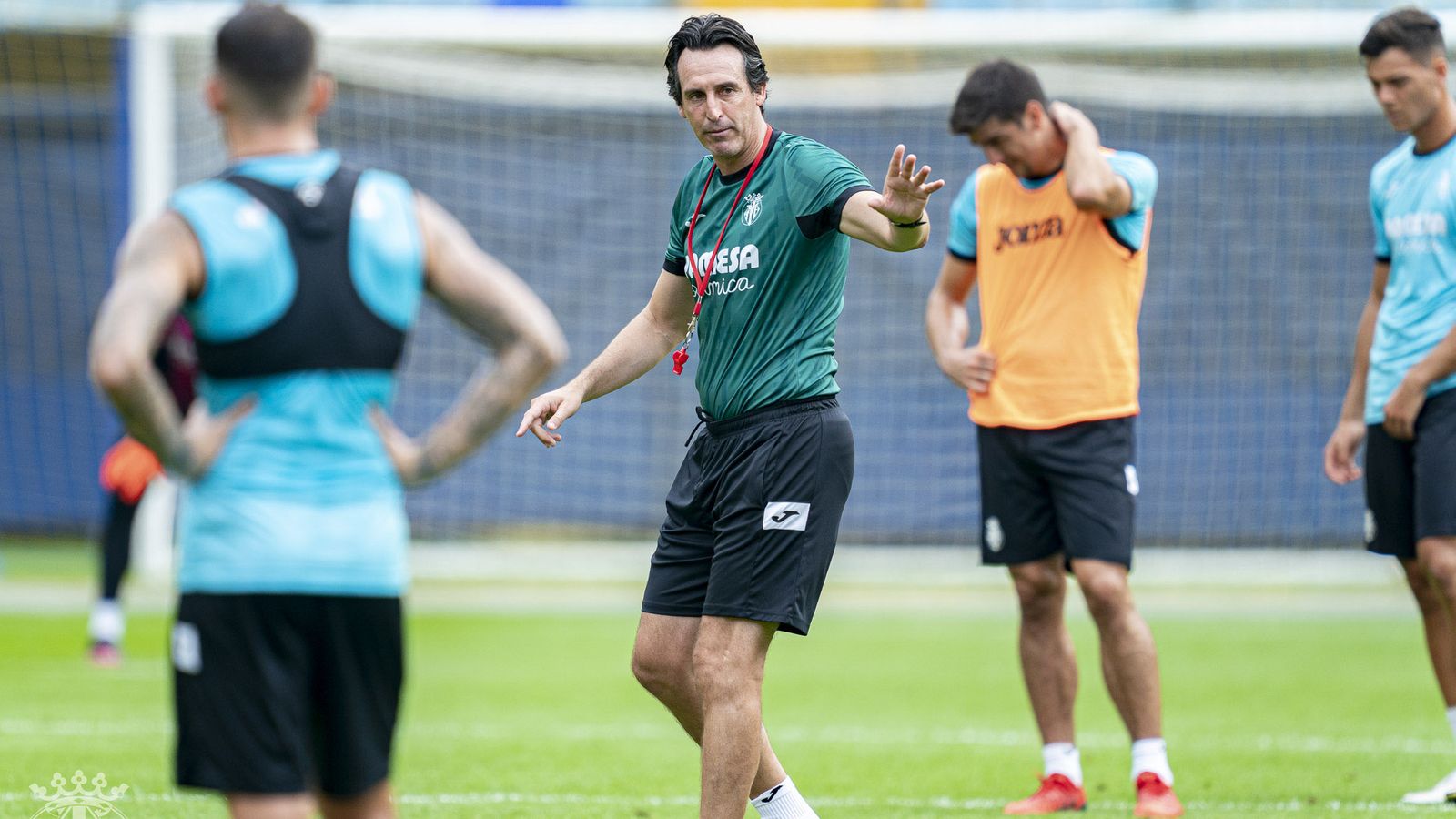 L'entrenador del Vila-real, Unai Emery, en una sessió d'entrenament