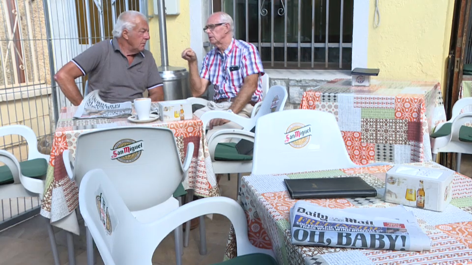 L'Ajuntament del Pinós, municipi on un 10% dels veïns empadronats són britànics, ha sigut dels primers que ha mogut fitxa.