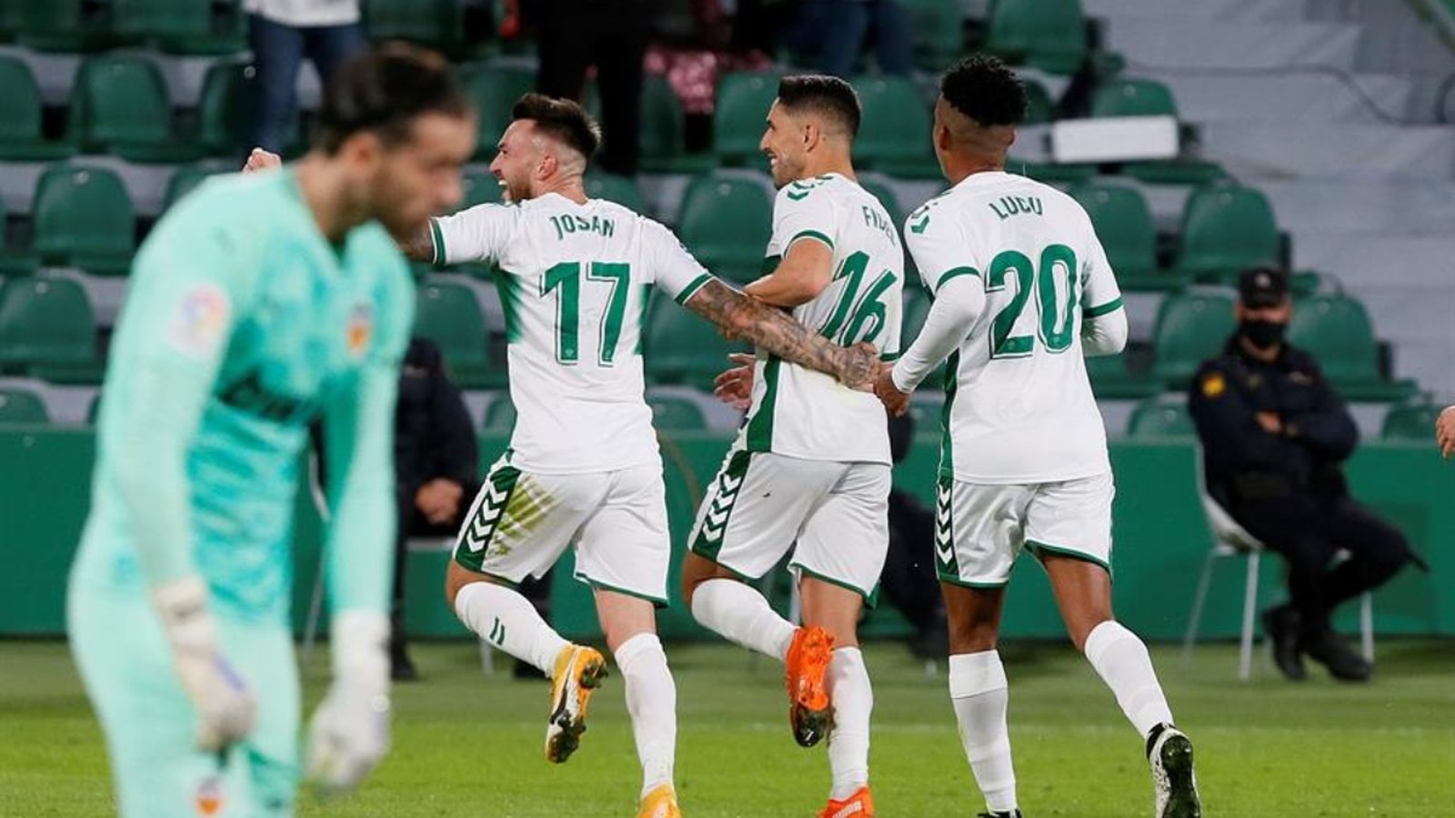 Josan, el jugador més actiu de l'Elx, ha obert el marcador als 18 minuts