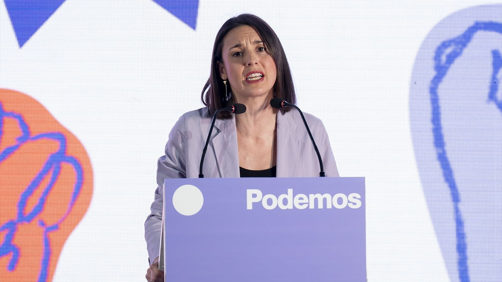 Irene Montero, eurodiputada de Podem, participa en un acte sobre la regularització de persones migrants a Espanya