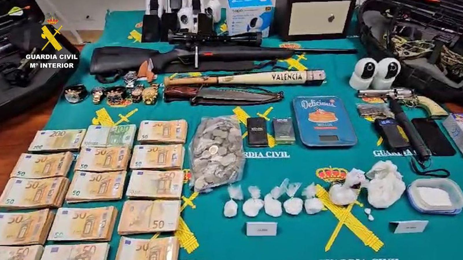 Diners i droga incautada a l'operació de la Guàrdia Civil a Xeresa