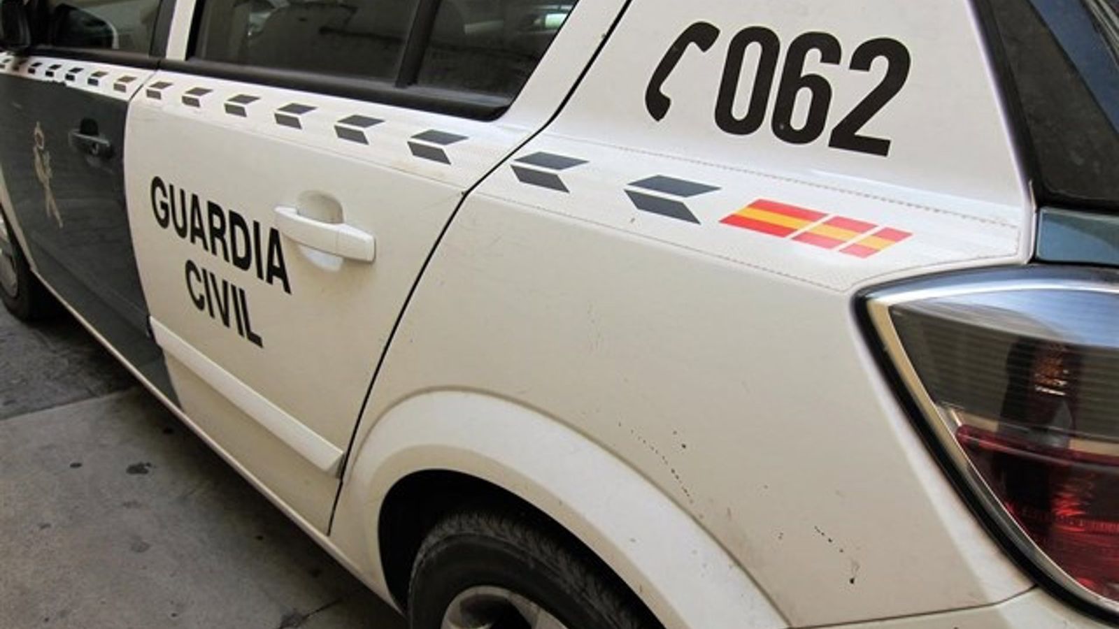 Detinguts dos hòmens per robar en una empresa d'Almassora