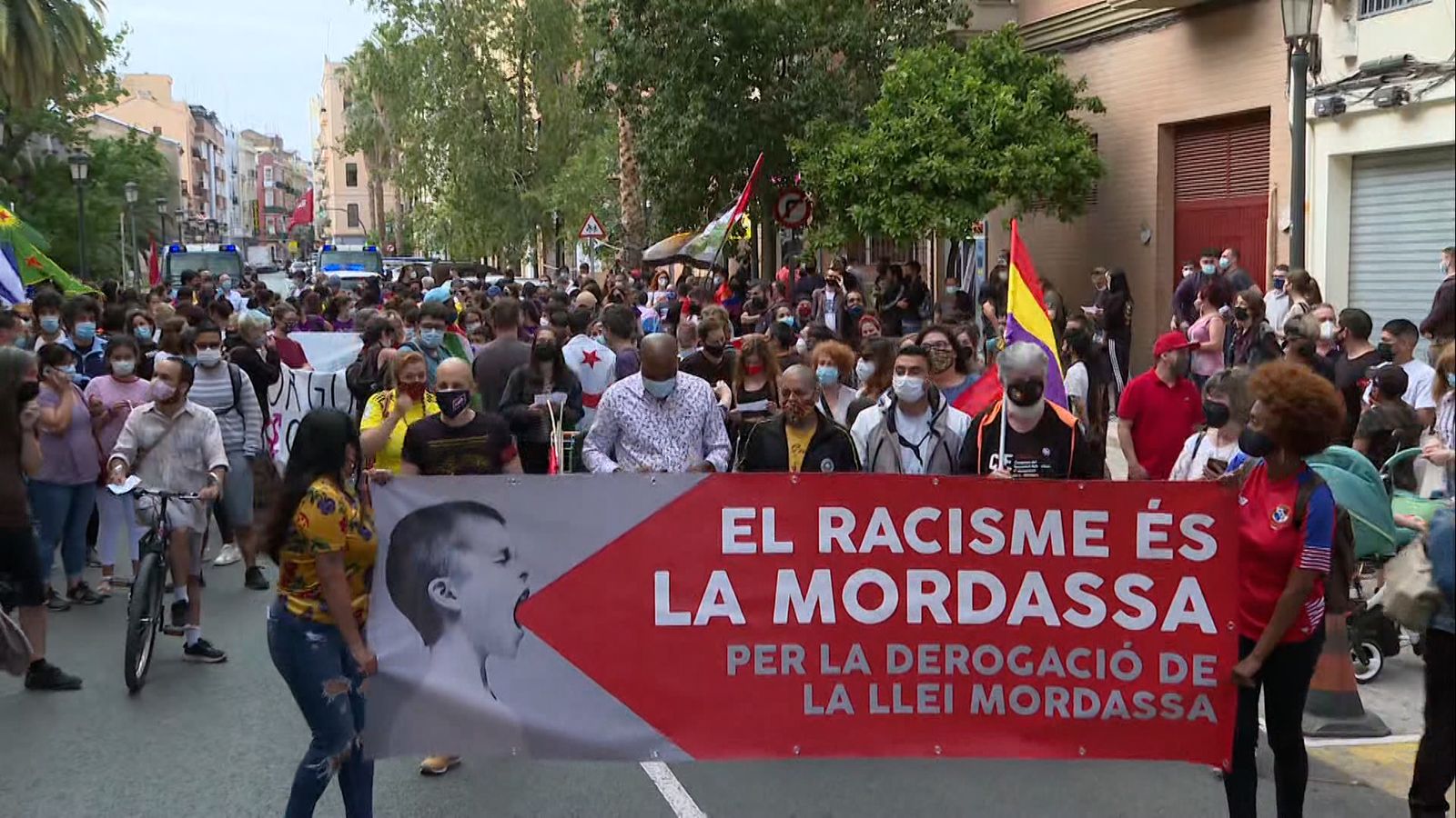 Zoom | La Llei Mordassa