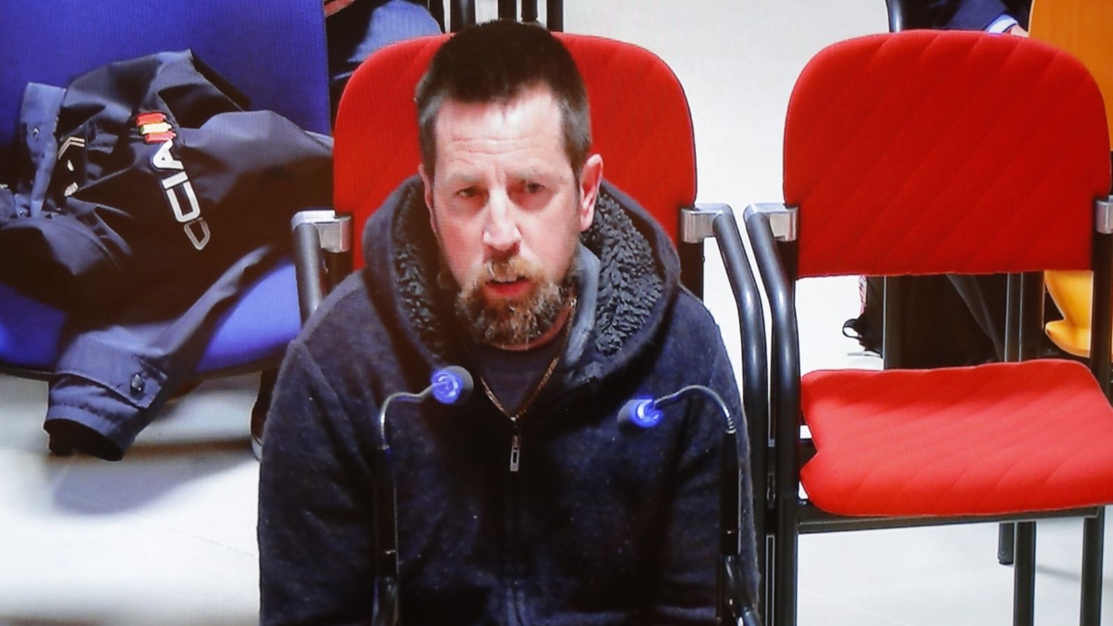 José Enrique Abuín Gey, conegut com El Chicle, seu aquest dimecres en el banc dels acusats