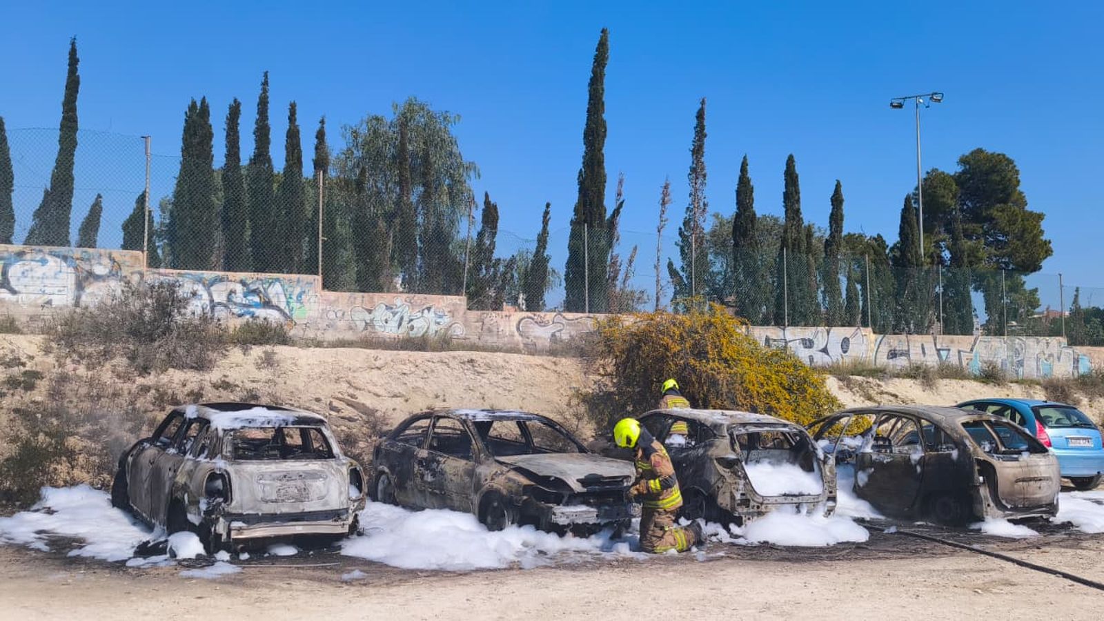 Cotxes incendiats a Alacant