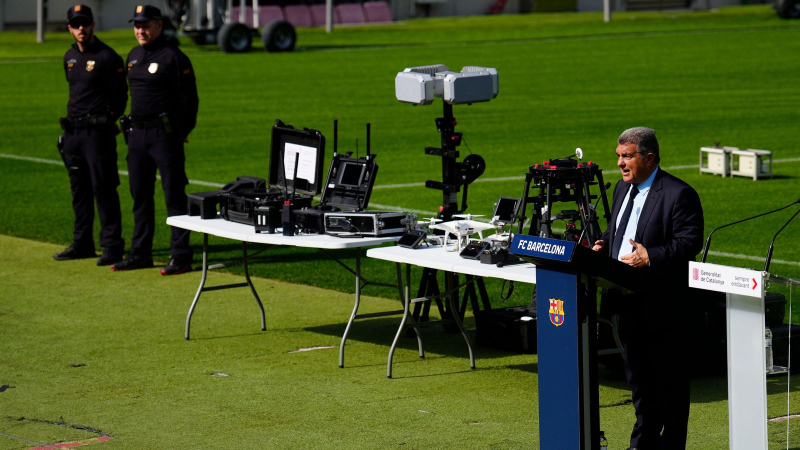El president del FC Barcelona, en una compareixença al Camp Nou El president del FC Barcelona, en una compareixença al Camp Nou