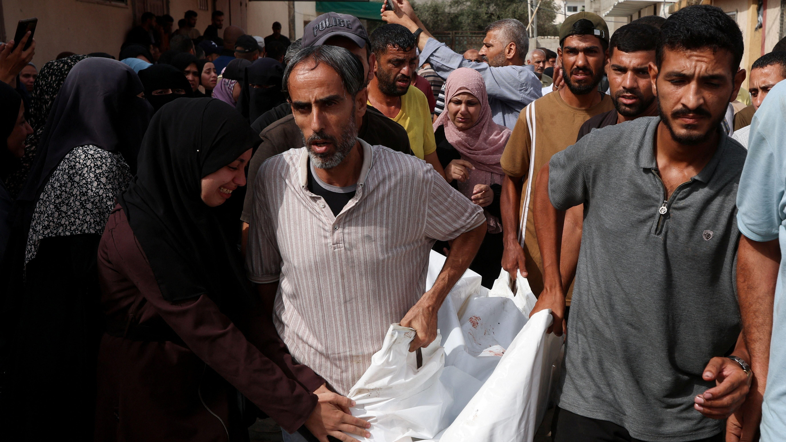 Imatge d'arxiu després d'un atac d'Israel a Deir al-Balah l'1 de juliol Imatge d'arxiu després d'un atac d'Israel a Deir al-Balah l'1 de juliol