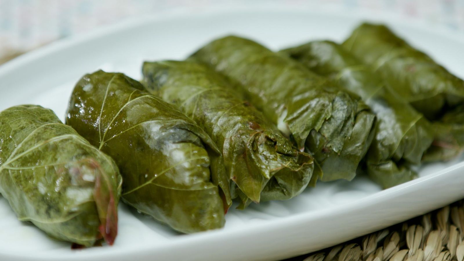 Fulles de parra farcides