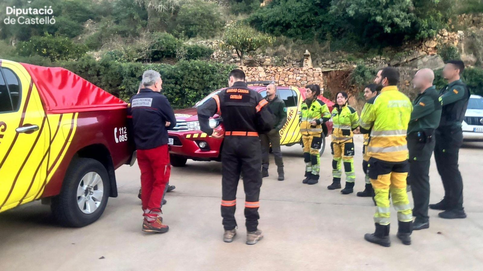 Dispositiu de cerca dels bombers a l'Alfondeguilla
